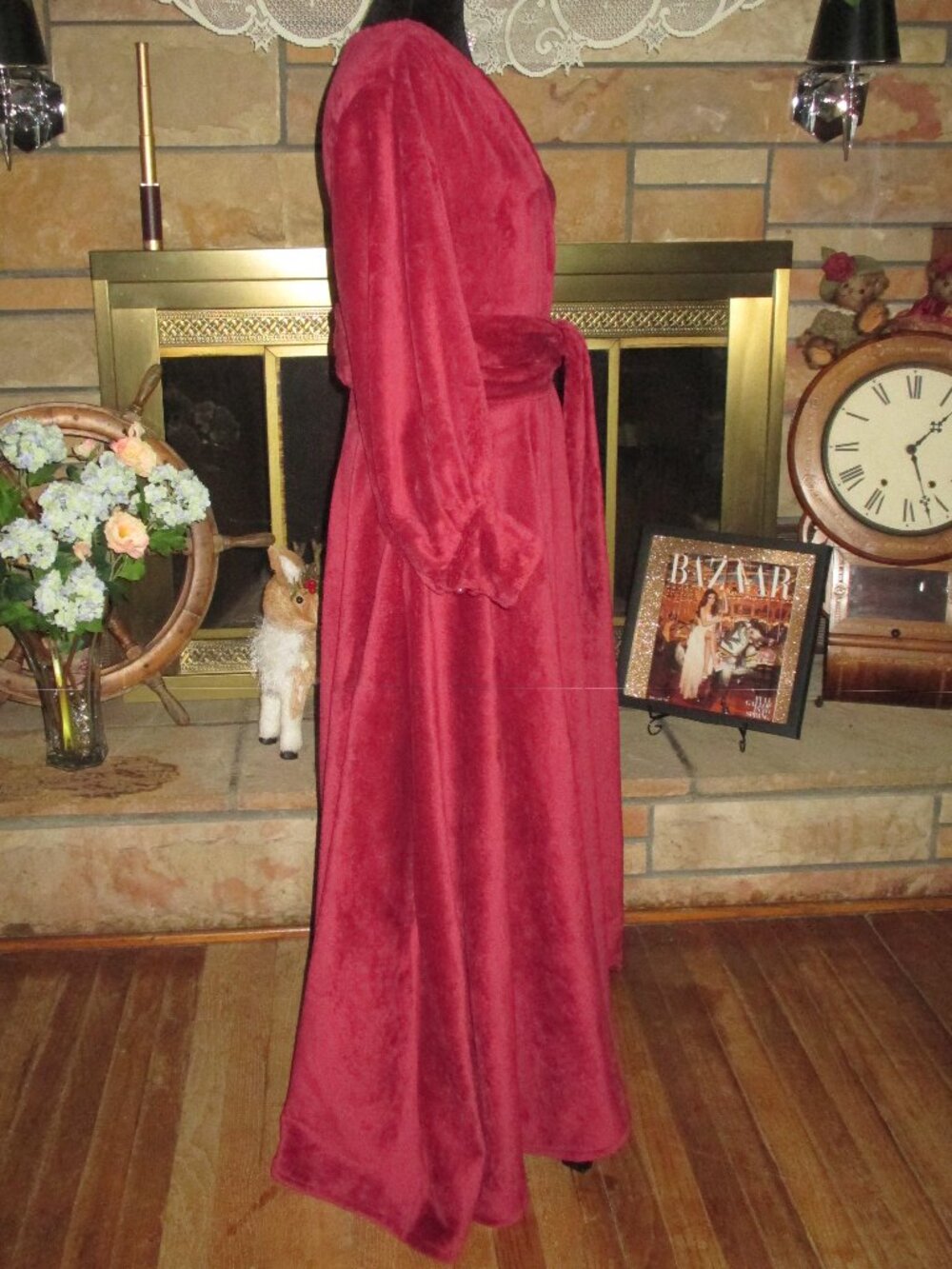 Catherine D'Lish Robe - Picture 4 of 9